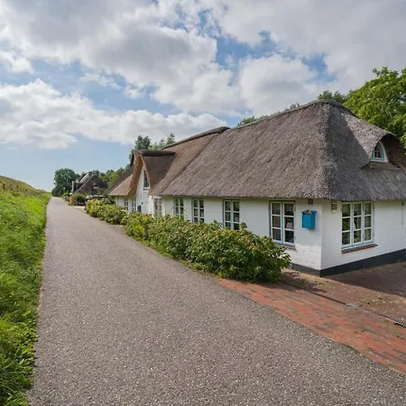 Haushaelfte Pigead S Cove Id 428 Holiday home Toenning